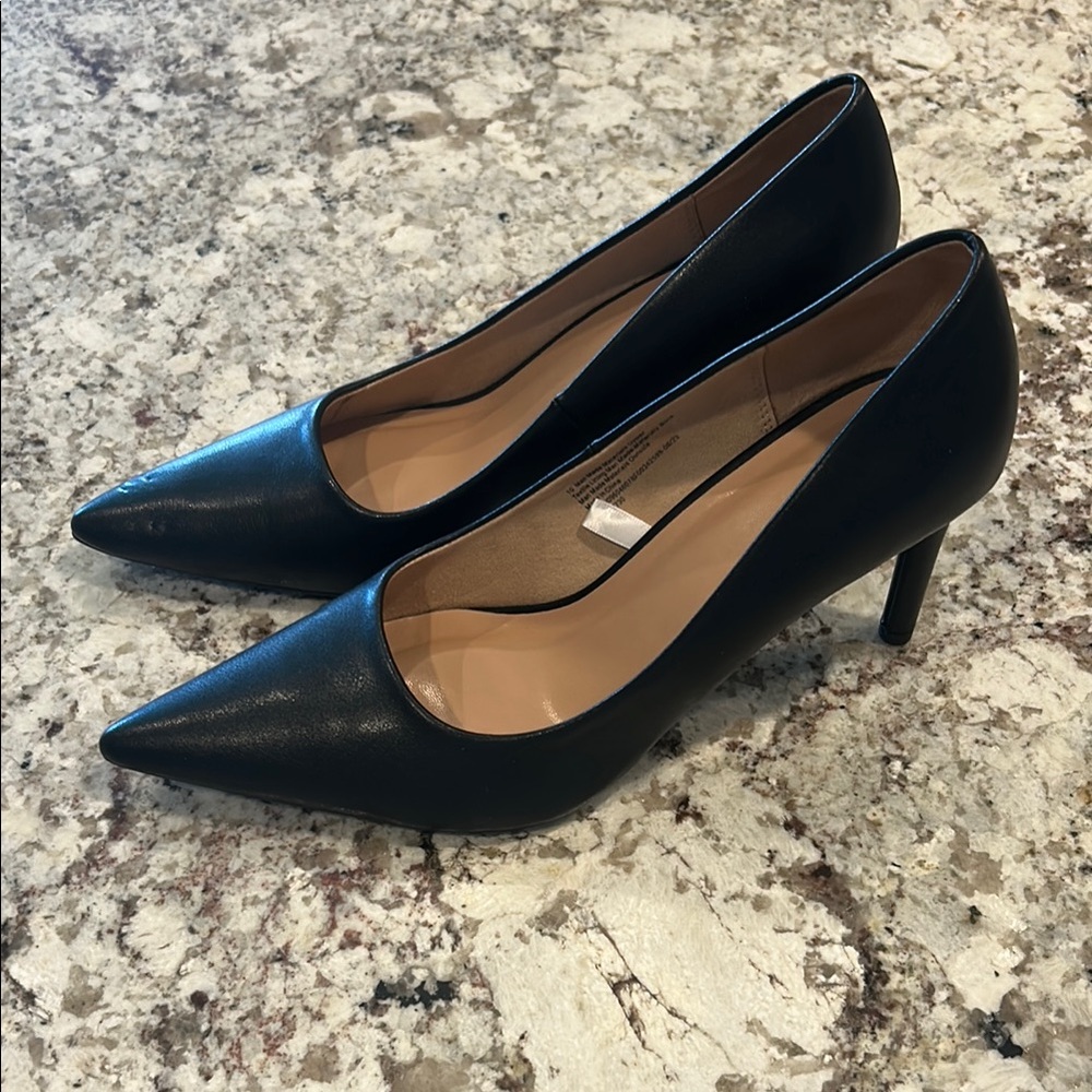 A New Day black high heel